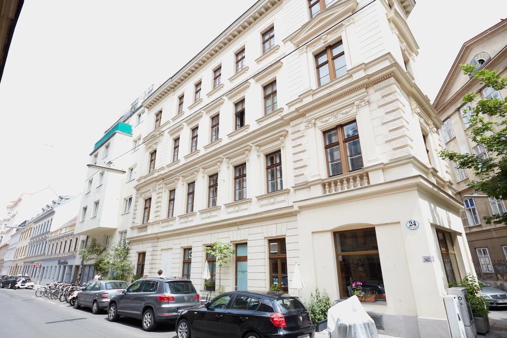 Traditional Apartments Vienna Exterior photo